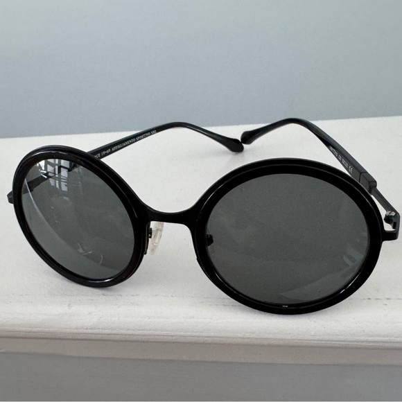 Versace sunglasses main image 6